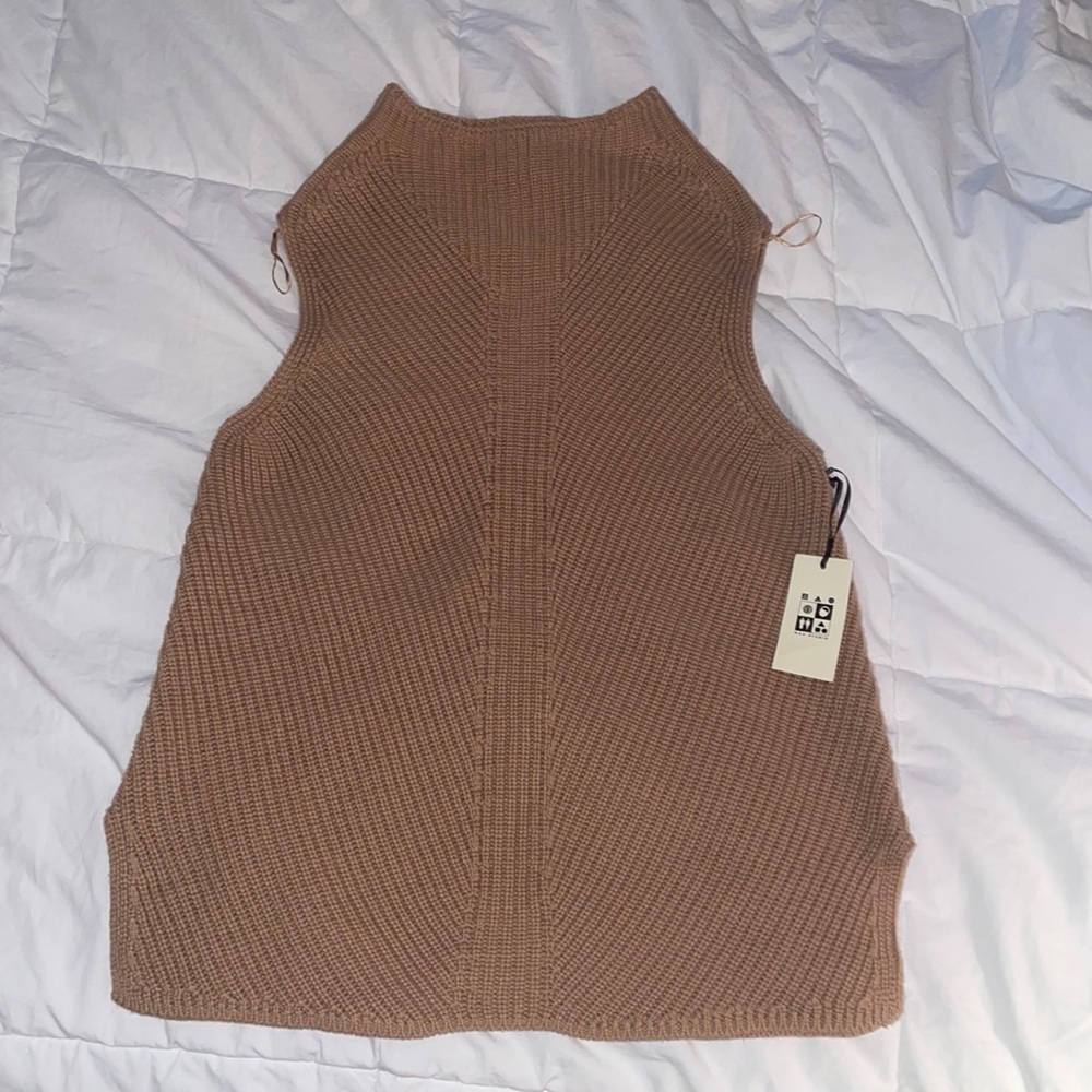 $55 msrp NWT Max studio camel sleeveless cowlneck sweater xs fall winter school